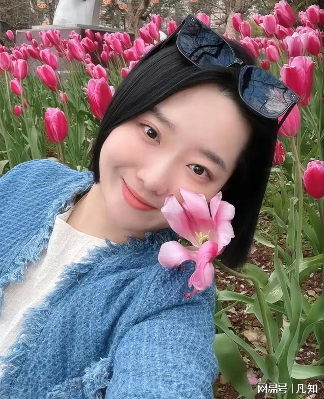续：生活照曝光家属透露更多细节 通凯发k8登录27岁女孩被蛇咬身亡后(图7)
