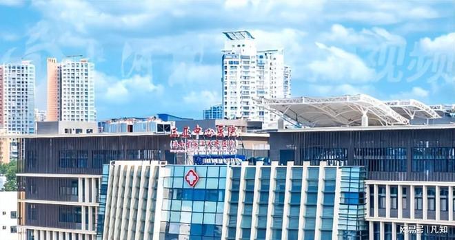 续：生活照曝光家属透露更多细节 通凯发k8登录27岁女孩被蛇咬身亡后(图9)