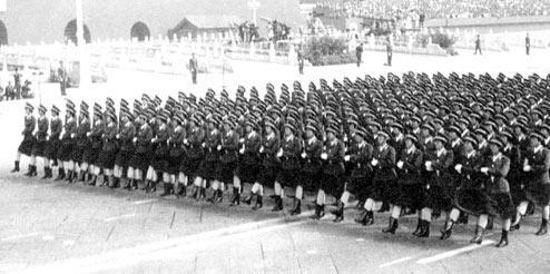 兵式上让我大受震撼的五件大杀器凯发k8国际厅登录金灿荣：阅(图3)